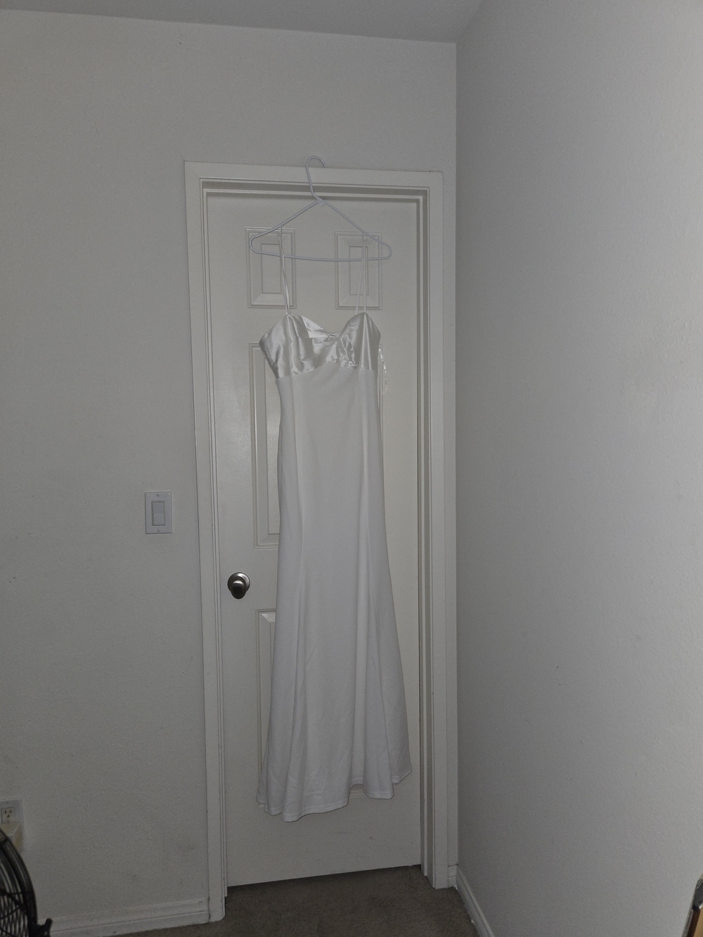 Lulu's Strapless White Satin Gown